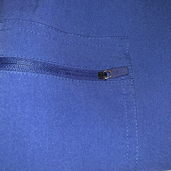 Gently Loved Authentic Technical Collection Zamora Jogger Scrub Pants by FIGS…. - Picture 2 of 10